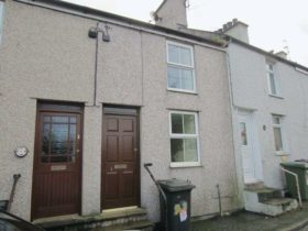 2 bedroom Terraced t...